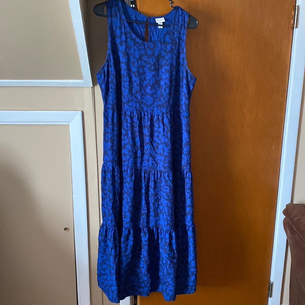 A new day women’s sleeveless tiered dress